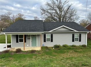 301 Oakview Rd, High Point, NC 27265