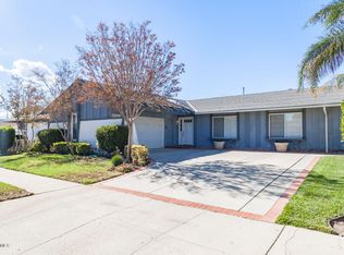 2445 Burlingham Pl, Simi Valley, CA 93063
