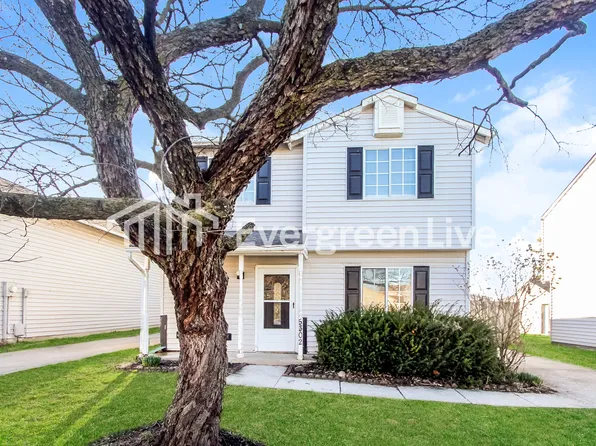 5302 Traditions Dr, Indianapolis, IN 46235