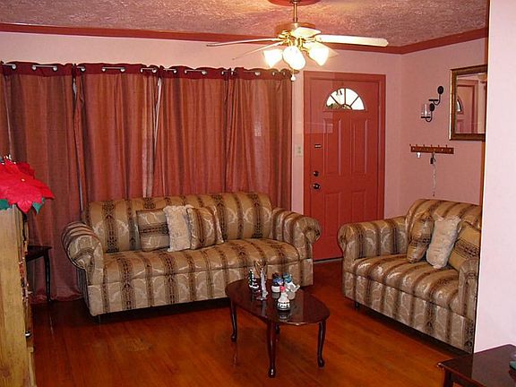4th image of 12022 Palmfree St