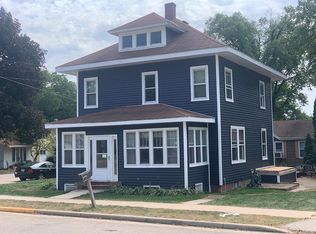 130 E School St, Belleville, WI 53508