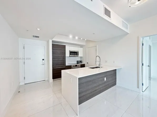 301 Altara Ave APT 609, Coral Gables, FL 33146