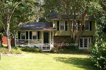 1st image of 2886 Hidden Dr