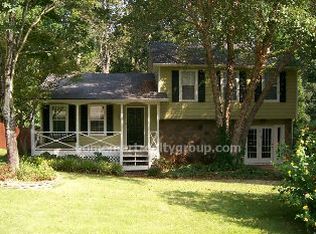 2886 Hidden Dr, Lawrenceville, GA 30044