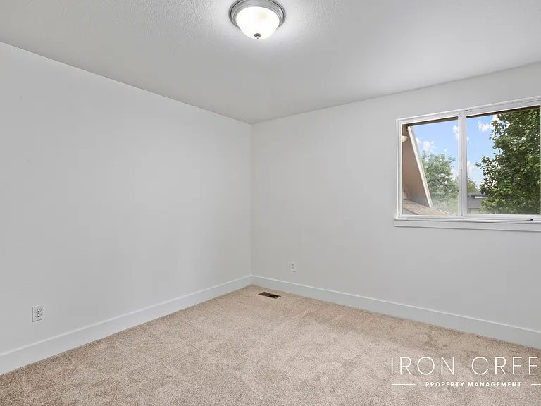 362 E Elwood Ln — Photo 20