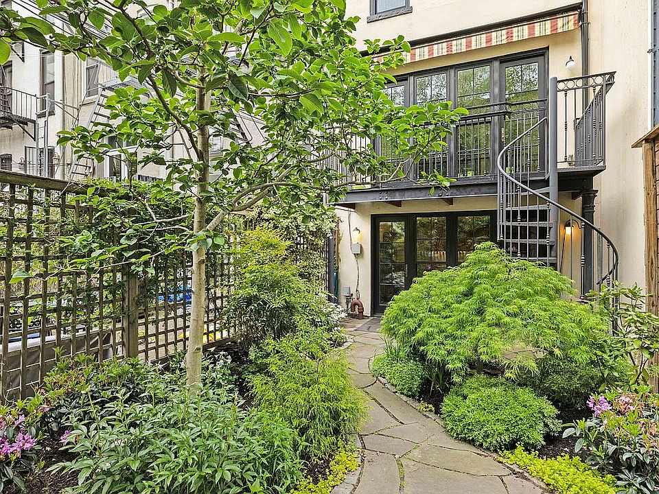 1st image of 680 President St Unit Garden