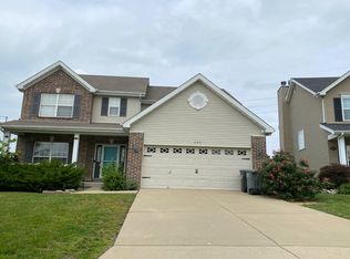 206 Greengate Dr, Lake Saint Louis, MO 63367