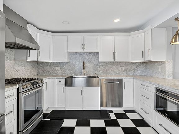 3rd image of 1738 30th St