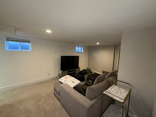 5643 W 71st Pl — Photo 16