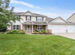 2825 E Greenleaf Dr, Appleton, WI 54913