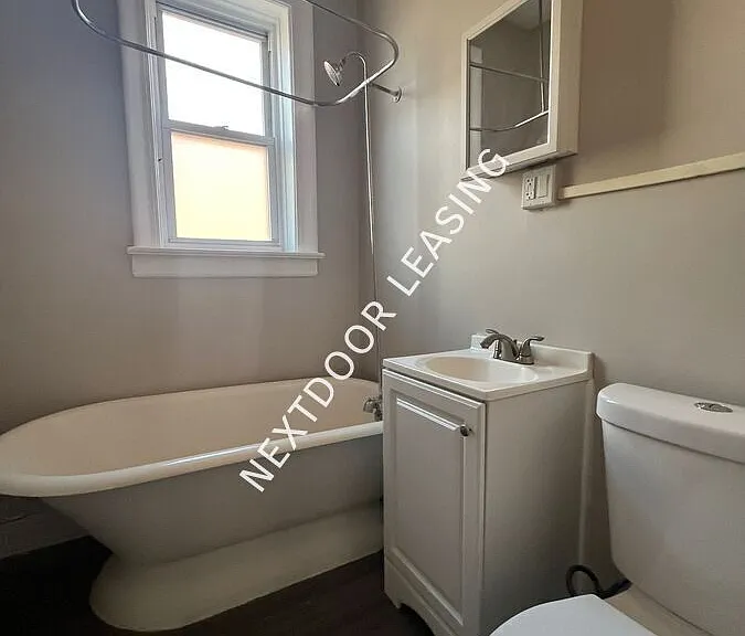 104 Belmont Ave #4CM — Photo 3