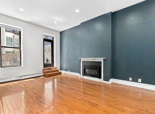 18 W 16th St APT 2, New York, NY 10011