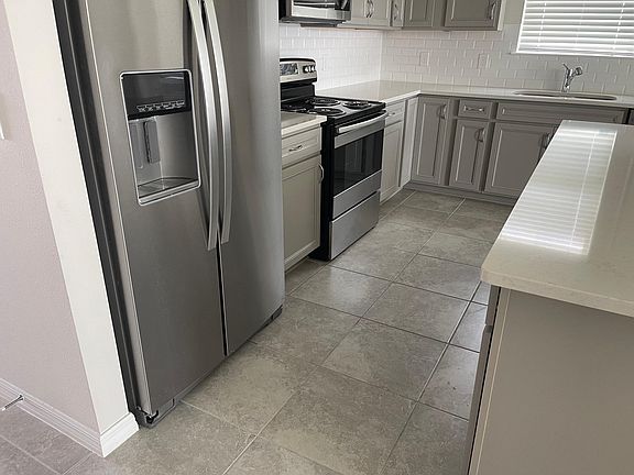 5th image of 17211 Cagan Crossings Blvd