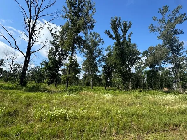 25 Akin Oak Dr, Texarkana, TX 75503