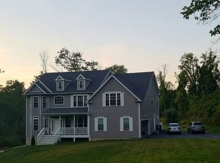 227 Highlands Dr, Pawling, NY 12564