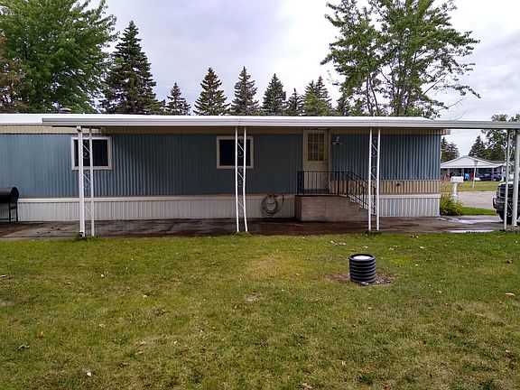 5th image of 6020 University Ave