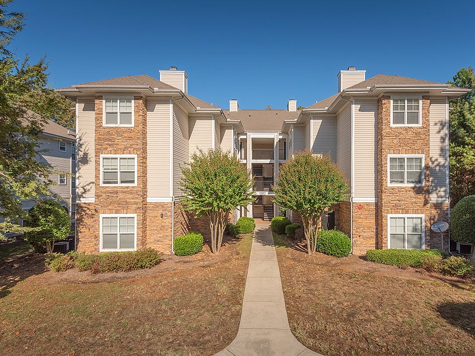 1st image of 8940 Camden Creek Ln #9015-302