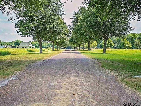 4th image of 750-750 County Road 4703