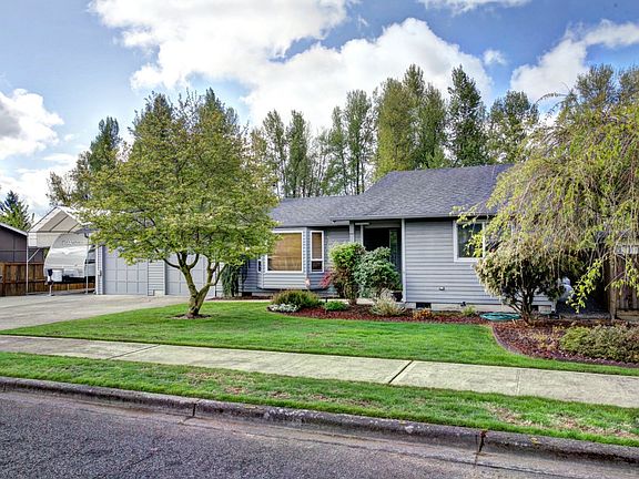 3rd image of 814 67th Street Ct E