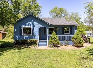 1106 Ridgewood St, Rossville, GA 30741