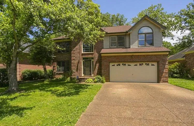 1333 Timber Valley Dr — Photo 1