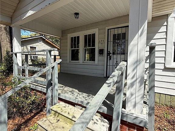 3rd image of 655 Mandrell St