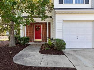 405 Firefly Rd, Holly Springs, NC 27540