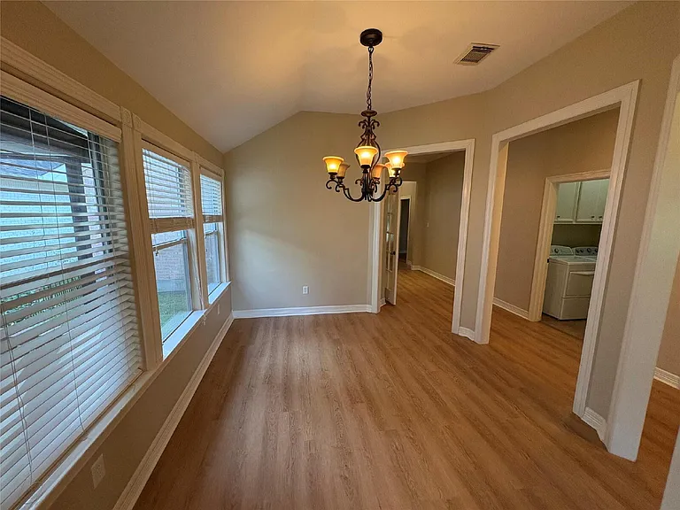 3618 Country Club Blvd — Photo 5
