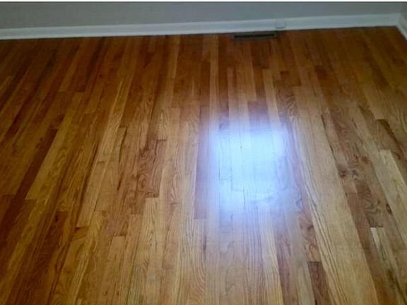 5th image of 3111 S Norton Ave