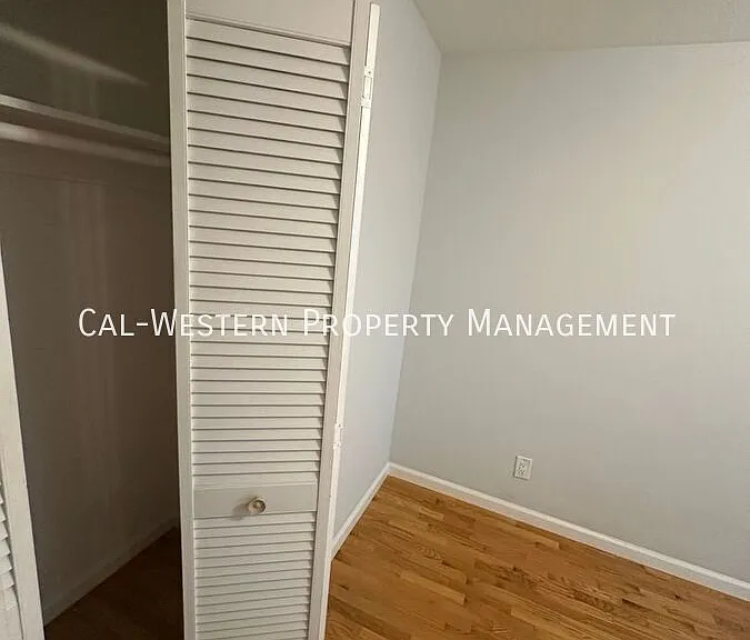 250 Palo Alto Ave #1 — Photo 5
