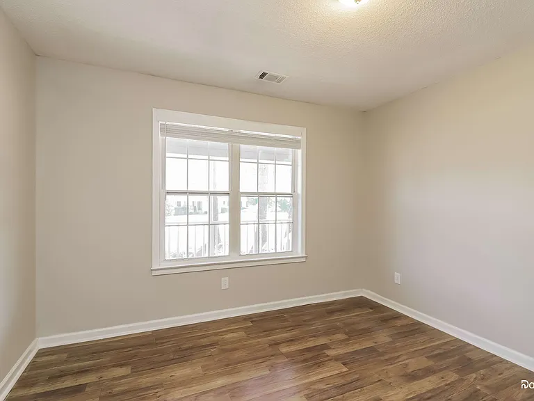 171 Country Meadows Ct — Photo 13