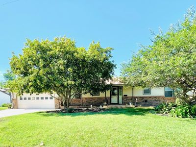 520 E Main St, Valley Center, KS, 67147