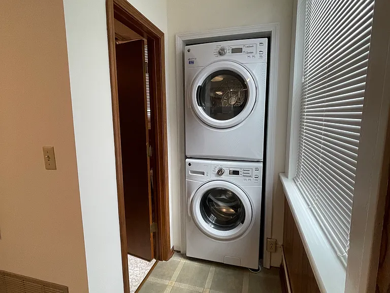 314 N 6th St #102 — Photo 7