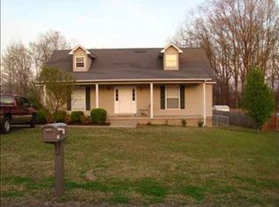 285 Revell Rd, Dyersburg, TN 38024
