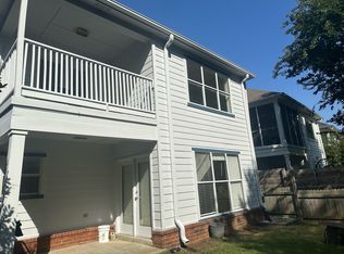 1074 River Isle Dr, Memphis, TN 38103