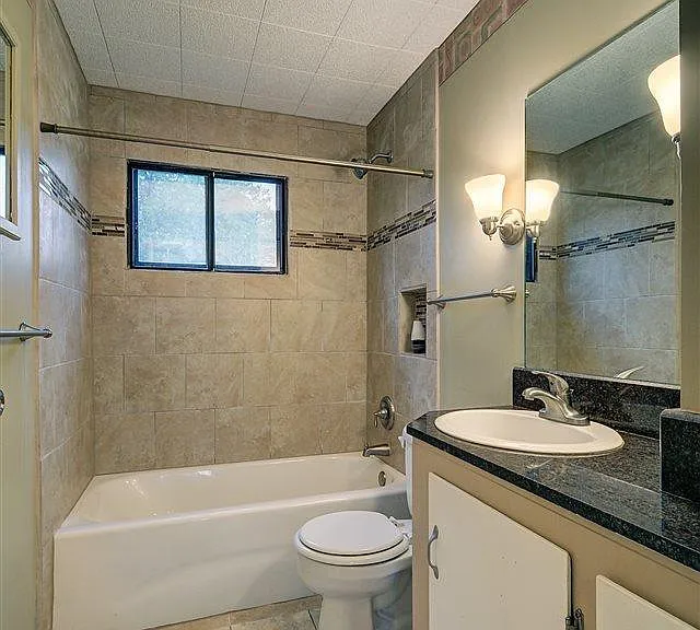 4005 Spring Cir — Photo 6