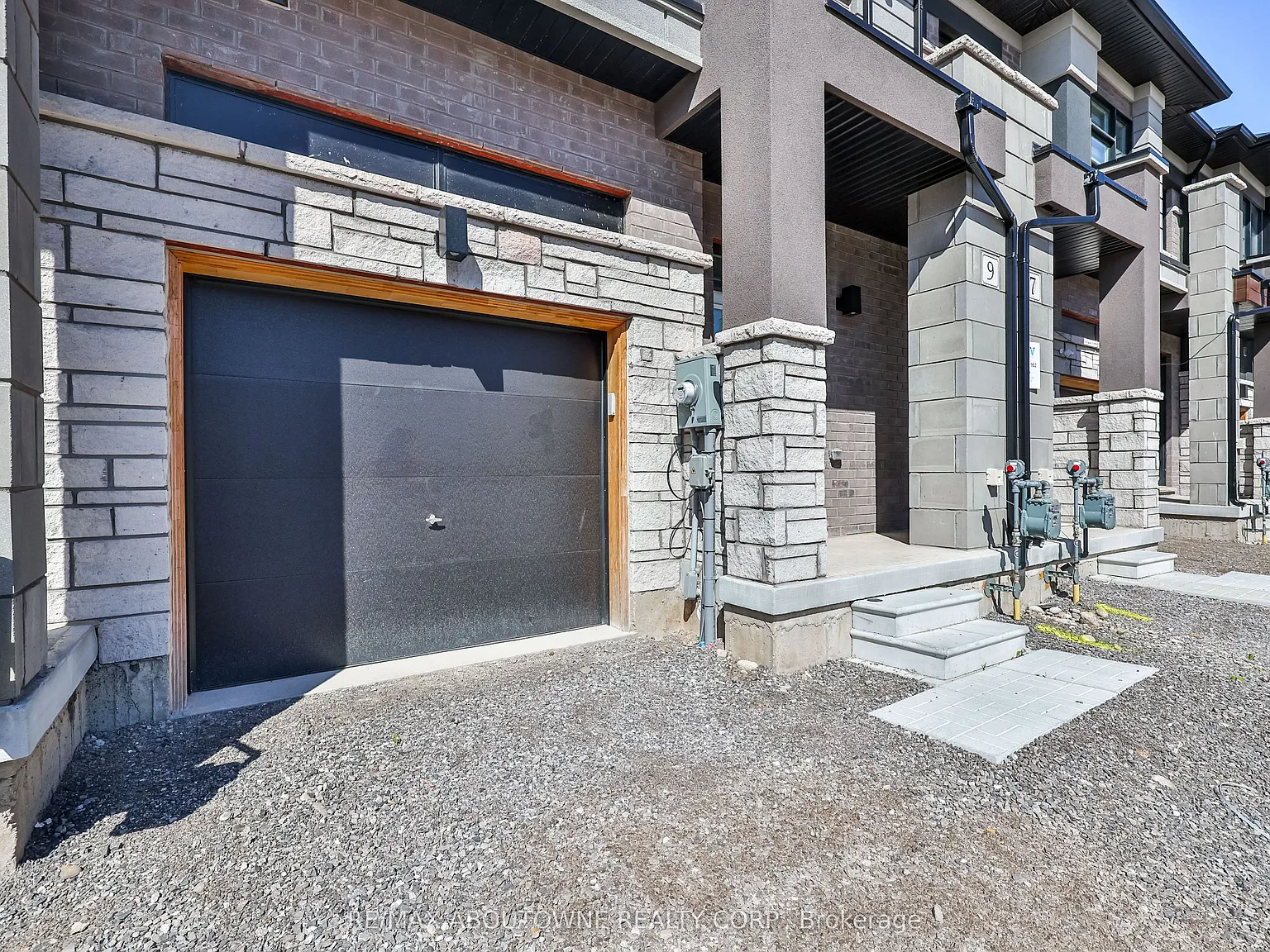 3 bed, $2,500 — Photo 3