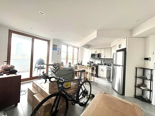 Rented by Nolita Group | media 10