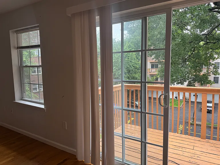 23 Parkway Dr #1 — Photo 5