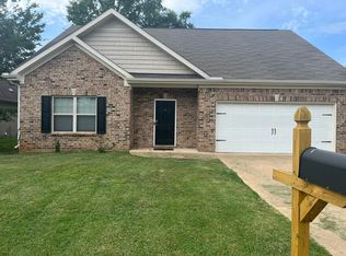 1021 Parkers Cv, Montevallo, AL 35115