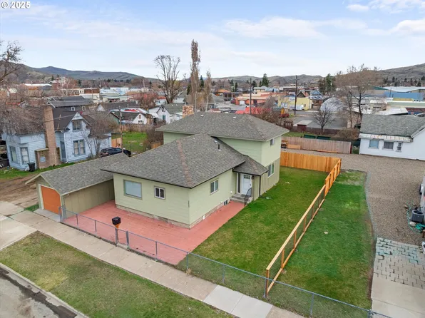 2833 Baker St, Baker City, OR 97814