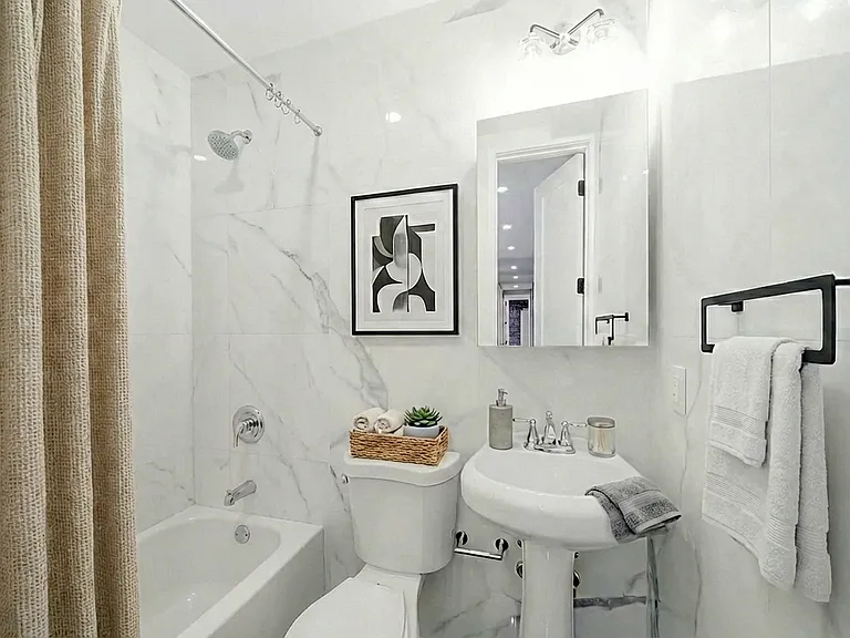 171 6th Ave #2D — Photo 7