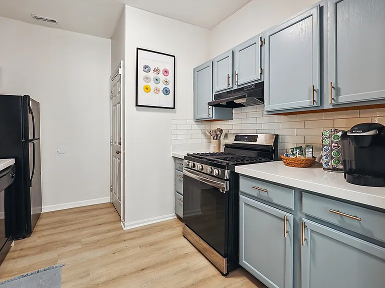 4012 Castleman Ave — Photo 9