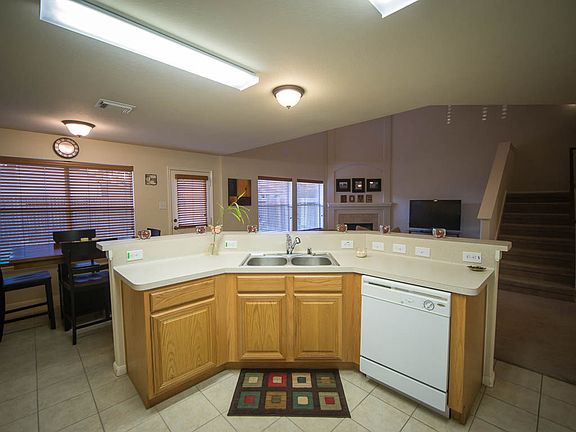 3rd image of 20243 Stonegrove Ct