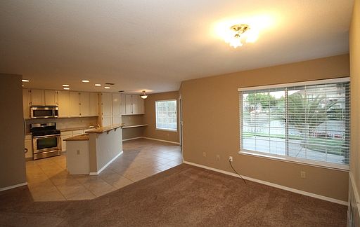 5th image of 9304 Laguna Lake Way