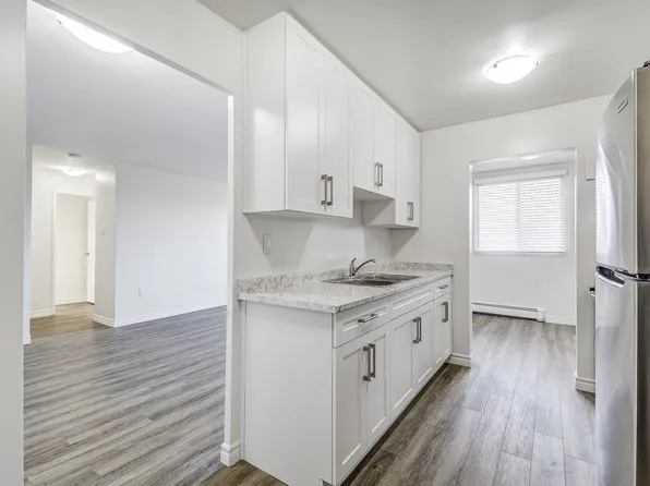 Brant Manor Residences