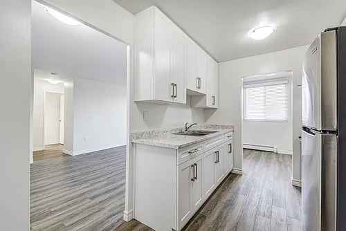 291 Brant Ave Photo 1