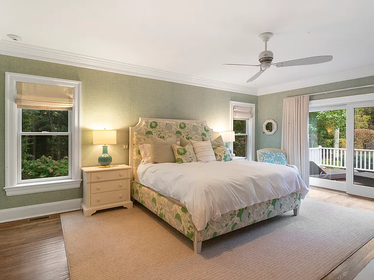 37 Arbutus Rd — Photo 13