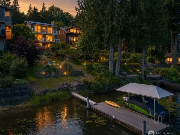 482 W Lake Samish Drive, Bellingham, WA 98229