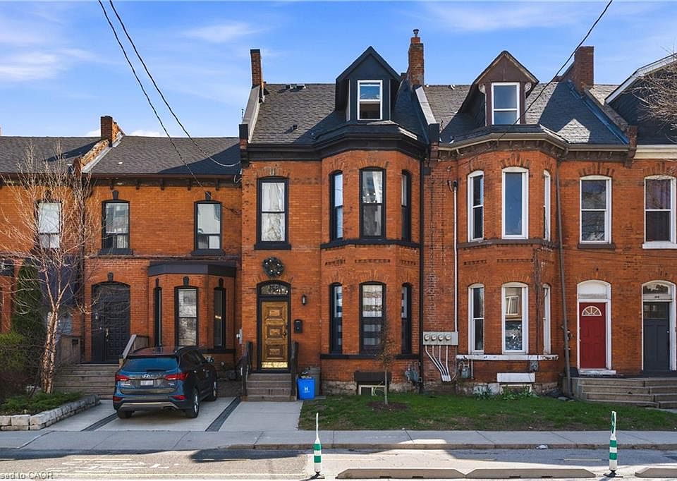 1st image of 158 Hunter St E